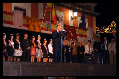 Pregonero 2009
El encargado de inaugurar la fiestas de este año ha sido José Antonio Puerta Pedraza, quién dio el pregón, en la plaza Mayor, el pasado día 23 a las 21:30h. Podéis leer su biografía en la página 19 del programa de fiestas.
Palabras clave: Pregonero 2009
