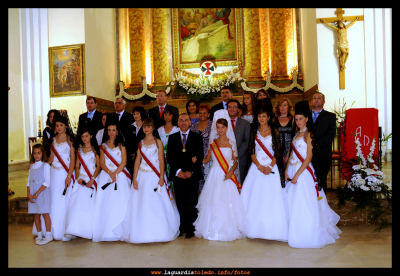 Reina y Damas 2009, junto al Mantenedor y sus familias
