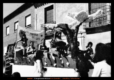 El paraiso de las flores 1974
El Paraíso de las Flores. 
Carroza concursante del año 1974.

Palabras clave: Carroza año 1974.