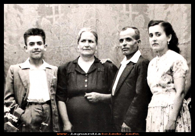 Familia Potenciano
Familia Potenciano, Petra, Juliana, Jesús y Julián 
Palabras clave: Familia