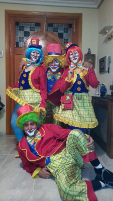 Carnaval 2014
Preparados para ir al pabellón, al baile de carnaval. 8-3-14
Palabras clave: carnaval 2014