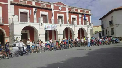 Concentración de bici antigua. 2 de agosto de 2014
Organizado por la A.C Pies de gato

