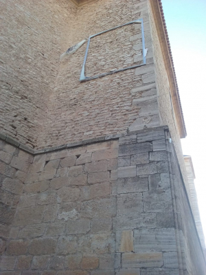 Fuerte viento
El fuerte viento de esta tarde ha arrancado la foto del Santo Niño que había en la iglesia
Palabras clave: foto cartel santo niño iglesia