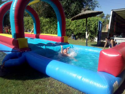 Gymkhana acuática en la piscina
Semana de la juventud 26-7-18
