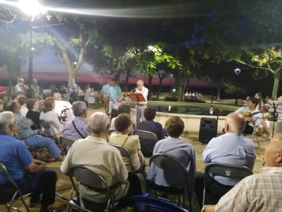 Recital de poesía en el paseo Norte
Semana de la juventud  29-7-18
