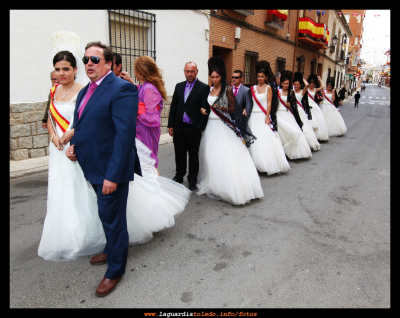 25 Septiembre 2012 - Baile del vermouth - Hacia la plaza
Palabras clave: 25 Septiembre 2012 - Baile del vermouth - Hacia la plaza