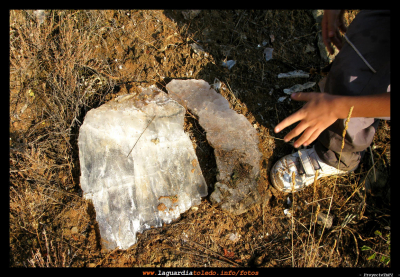 I Ruta a Pie organizada por Quijotes en Ruta 19 de septiembre de 2009 - Espejuelo de tamaño considerable.
Palabras clave: I Ruta a Pie organizada por Quijotes en Ruta 19 de septiembre de 2009 - Espejuelo de tamaño considerable.