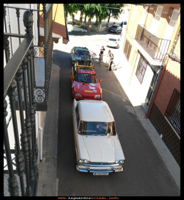 Coches clásicos III
Concentración de coches clásicos en La Guardia (19-6-2016)
Palabras clave: coches clásicos