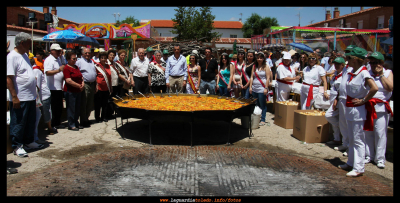 Paella popular Castilla la Mancha
FIESTAS, CELEBRACIONES Y TRADICIONES: < Fiestas de Castilla La Mancha
Palabras clave: Paella popular Castilla la Mancha