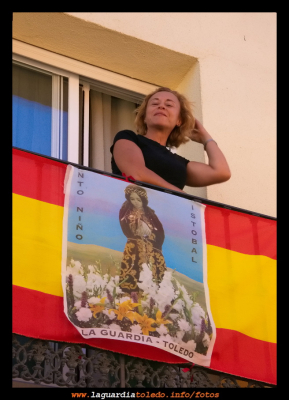 24 Septiembre 2012 - Ofernda floral al Sant Niño - Mirando desde el blacón
Palabras clave: 24 Septiembre 2012 - Ofernda floral al Sant Niño - Mirando desde el blacón