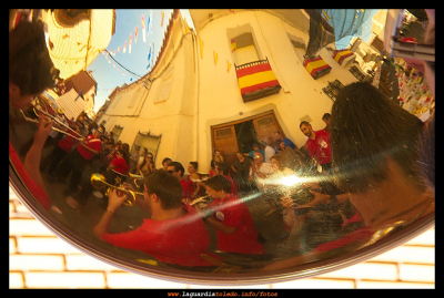24 Septiembre 2012 - Fiesta después del banquete de la Reina y Damas - La fiesta
Palabras clave: 24 Septiembre 2012 - Fiesta después del banquete de la Reina y Damas - La fiesta