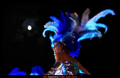 24 Septiembre 2012 - Desfile de carrozas nocturno - La artista y la luna
Palabras clave: 24 Septiembre 2012 - Desfile de carrozas nocturno - La artista y la luna