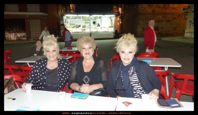 Las Supremas
Las supremas de Móstoles, que actuaron en el pueblo la noche del 23-9 2014.
Palabras clave: Las supremas de Móstoles
