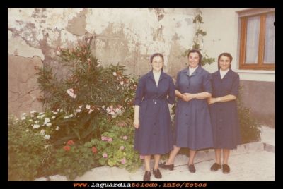 Las hermanas
Sor Ana, Carmen y Herme. 
