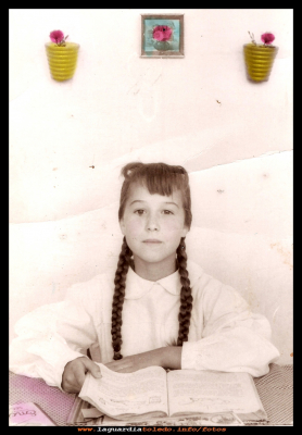 Manoli Guzmán
Manoli Guzmán Sánchez en el colegio, año 1962.
Palabras clave: el colegio 1962