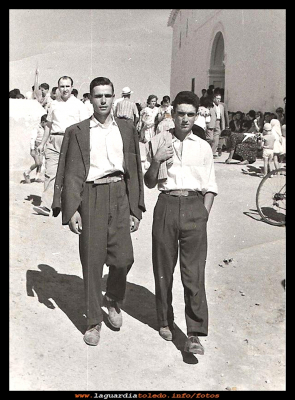 Marcos y Consta
En el Sto. Niño, año 1960. Constancio Tejero y Marcos Potenciano.
Palabras clave: En el Sto. Niño, año 1960