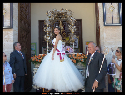 Ofrenda
Ofrenda floral al Santo Niño. Fiestas 2015
Palabras clave: Fiestas