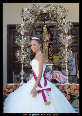 Ofrenda
Ofrenda floral al Santo Niño. Fiestas 2015
Palabras clave: Santo Niño
