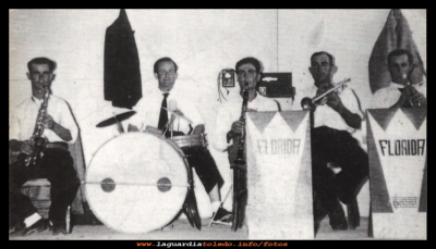 Orquesta Florida
Orquesta Florida: Paco “sete”, Gabriel “codos”, Cabila y José María “matauno”
Palabras clave: Orquesta florida