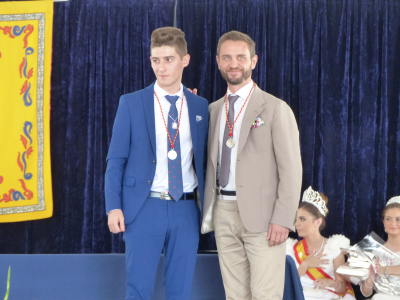 Javier y Cristóbal
Javier Rama, mantenedor 2016, pasando el testigo a Cristóbal Araque, mantenedor 2017
Palabras clave: mantenedores