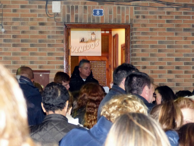 Mayos al Sr.cura y las monjas
1-5-2016
Palabras clave: mayos 2016