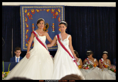 Damas
Ana Belén Montesinos García dama de honor 2015, y Esther Iglesias Rueda dama de honor 2016.
Palabras clave:  damas  honor