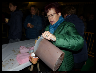 Milagros
Chocolatada en el día de la constitución española (6-12-2016)
Palabras clave: Chocolatada constitución