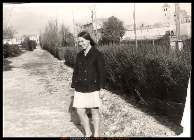 Paseo del Norte
Paseo del Norte 1970. 
En la foto Manoli Guzmán Sánchez.

Palabras clave: Paseo del Norte 1970