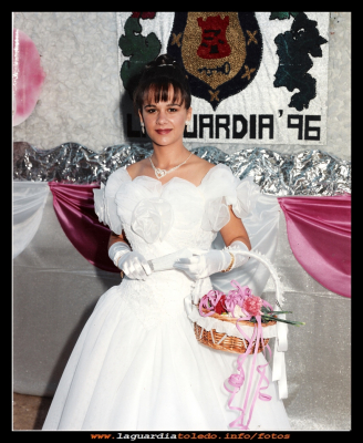 Reina 1996
Begoña Gómez de Ávila (Reina de las fiestas patronales del año 1996)
Palabras clave: Reina de las fiestas año 1996