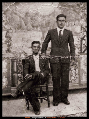 Santiago y Gregorio
Santiago Santiago y Gregorio Pedraza, año 1944.
Palabras clave: Santiago  Gregorio