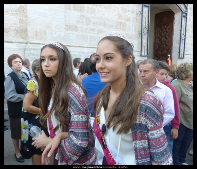 Sofía y Ana Belén
Día 26 por la tarde, procesión del Santo Niño a la plaza. Fiestas (26-9-2015)
Palabras clave: Fiestas 2015