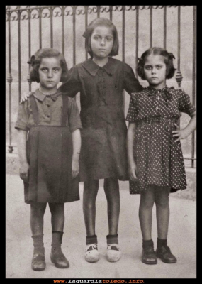 Tres amigas
Agustina Margarita y Vicenta 1941.
Palabras clave: 1941