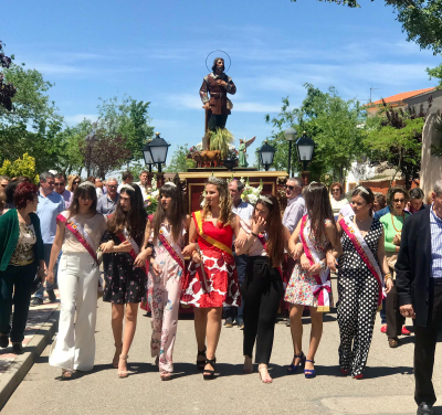 Procesión de San Isidro
15-5-2019. Damas y reina 2019 en la procesión de San Isidro
