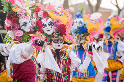 Desfile de carnaval
Domingo 21 de febrero de 2016
Palabras clave: desfile de carnaval