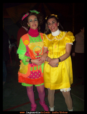 Carnaval 2010
Carnaval 2010. Baile de carnaval del sábado 20 de febrero por la noche en el pabellón. Nuestras concejalas, como siempre, con tan buen humor, animando cualquier evento.
FIESTAS, CELEBRACIONES Y TRADICIONES: Carnaval 2010
Palabras clave: carnaval 2010