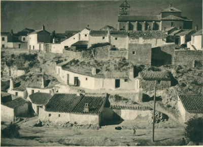Las cuevas
Lámina en huecograbado del libro de Jose Ortiz Echagüe: España Pueblos y Paisajes
