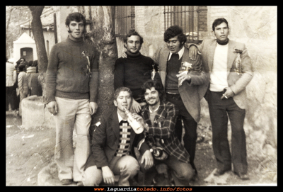 jovenes
Cuadrilla de jóvenes guardiolos. Años 70. 
Palabras clave: jóvenes guardiolos Años 70