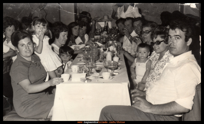La familia "Morritos" de boda, año 1973
EL CURSO DE LA VIDA: Las bodas
Palabras clave: boda morritos
