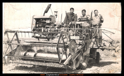 los segadores
Años 60, segadores guardiolos segando por los campos de Sevilla.
Camilo Guzmán es uno de ellos. 

Palabras clave: segadores guardiolos 