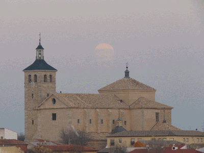 Salida de la luna llena el día de Nochebuena de 2015
