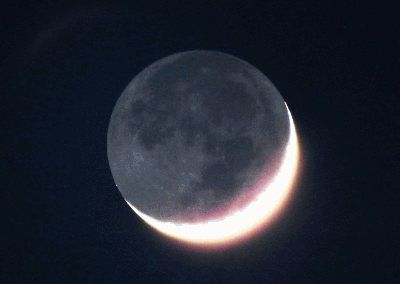 La luz cenicienta de la luna desde el Paseo del Norte
