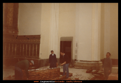 Obras
Obras en la iglesia. Año 1984.
Palabras clave: Obras en la iglesia