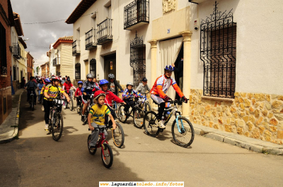 31 de Mayo de 2008. I Marcha Infantil Mountain Bike organizada por la C.D.E. Mountain Bike "Los Arrieros" de La Guardia
[url=http://perso.gratisweb.com/javito82/][color=blue][b][i]Web de la C.D.E. Mountain Bike "Los Arrieros" de La Guardia[/color][/i][/b][/url] 
