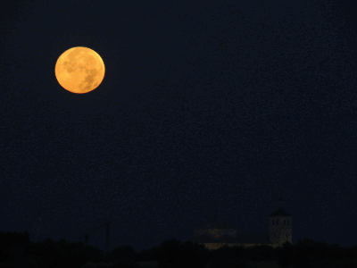 Puesta de la luna llena desde Camino las Navas. 7-8-2017
