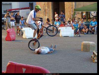 Exhibición Bike-Trial a cargo del campeón de España
Palabras clave: bike tral