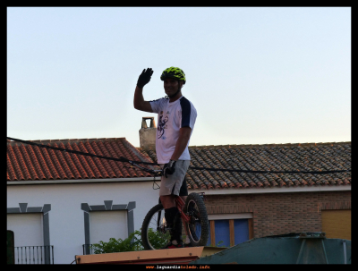 Exhibición Bike-Trial a cargo del campeón del mundo
Palabras clave: bike trial