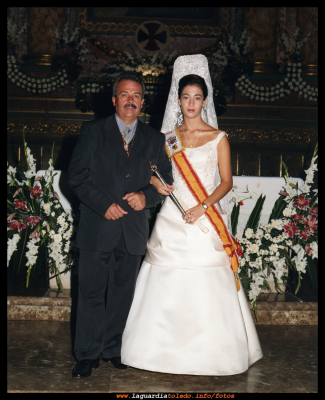 Lorenzo Nuño y Susana Sanchez-Ruiz, mantenedor y reina de las fiestas año 2000
FIESTAS, CELEBRACIONES Y TRADICIONES: Fiestas patronales 2000
Palabras clave: lorenzo susana fiestas 2000