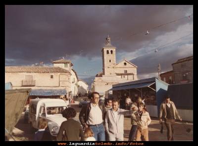  tombola parroquial
 Hasta hace pocos años en las fiestas patronales, la parroquia de La Guardia ponía una tómbola para así poder recaudar algún dinero para sufragar algunos gastos.
Palabras clave:  Parroquia de La Guardia tómbola recaudar dinero sufragar gastos.
