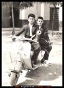 Nombre del archivo=EN VESPA .jpg
Tamaño del archivo=230KiB
Dimensiones=664x898
Fecha añadida=F d, Y EN VESPA .jpg