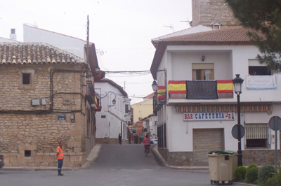 Calle Mayor desde la plaza
fiestas dia de la comunidad

